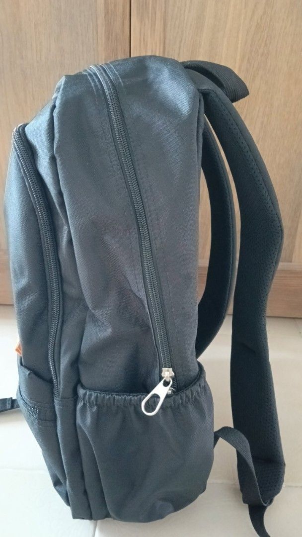 winpard backpack (Category: Backpacks) located in Singapore. Submitted by liveylivlives (Listing ID 1412809063, Image 3). Description: - Brand new - Strictly cash only - Meetups only - No courier is allowed - No nego is allowed - No trading is allowed.