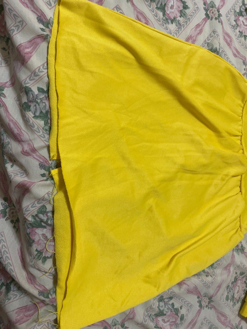 Yellow Hooded Dress (Category: Dresses) located in Manila. Submitted by sapsari (Listing ID 1412755783, Image 2). Description: - Bright yellow dress - Hooded with zipper closure - unclean cut at the end -used once as a costume .