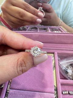 (Category: ) located in . Submitted by indulgelover (Listing ID 1407812879, Image 1). Description: .