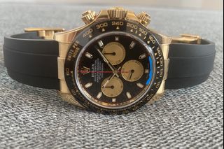 (Category: ) located in . Submitted by chronographcuration (Listing ID 1407425823, Image 1). Description: .