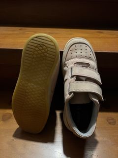 (Category: ) located in . Submitted by rae_shwen (Listing ID 1407885498, Image 1). Description: .