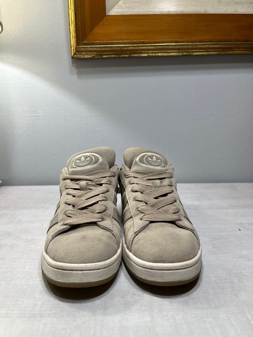 Adidas Campus 00s US Size 10 (Category: Sneakers) located in Quezon City. Submitted by jjs17 (Listing ID 1407915017, Image 2). Description: Suede upper, gum sole. Used only twice..
