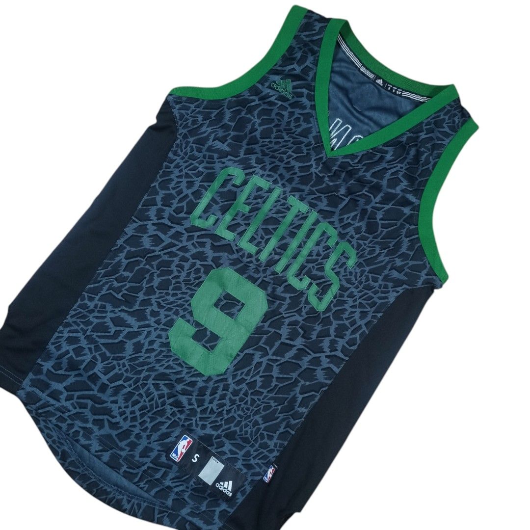 Adidas NBA Boston Celtics Rondo (Category: Activewear) located in Bacolod City. Submitted by freshstuff13 (Listing ID 1407915229, Image 3). Description: Adidas NBA Boston Celtics Rondo Excellent condition Small on tag 29 back 31 x 20 inches -1300 Add shipping fee outside Bacolod City DM if interested 📩.