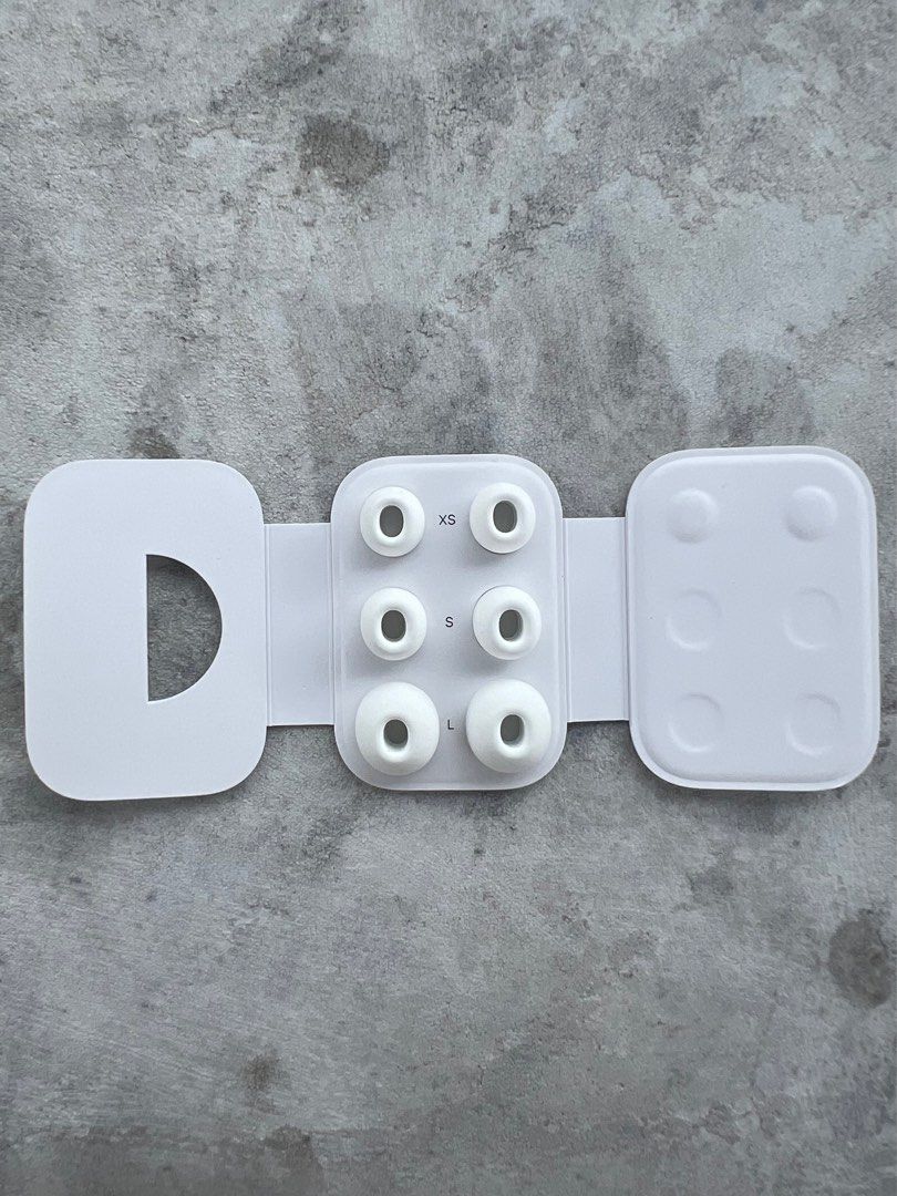 Airpods Pro 1 and 2 Eartips Set (Original) (Category: Earphones) located in Cebu City. Submitted by luckyyfindss (Listing ID 1407888924, Image 1). Description: Brandnew Airpods Pro 1 and 2 Eartips (Original) (5 stocks) available - XS, S, and L size available - 750 set or 300 each - Came from airpods pro 2 box PM or DM me for more details 📩.