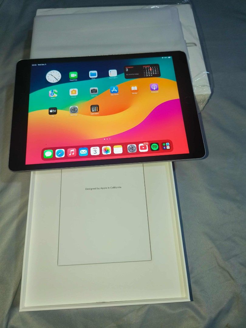 Apple ipad 9th gen 64gb WIFI (Category: iPad) located in Manila. Submitted by iamalex22 (Listing ID 1407883609, Image 3). Description: Like new 64gb With box No issues RFS change Android tablet.
