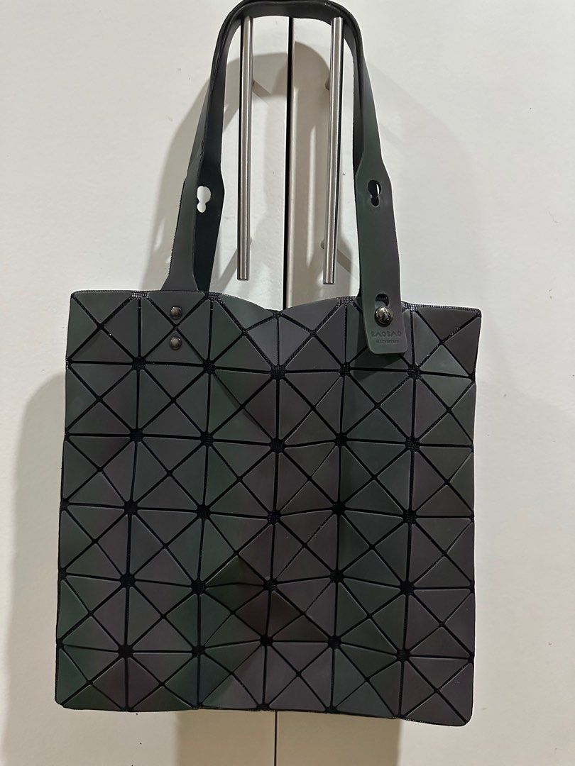Baobao issey miyake (Category: Luxury Bags & Wallets) located in Cainta. Submitted by 3rd_street.onlineshop (Listing ID 1407862935, Image 1). Description: From japan thrift Sf not included Payment first.