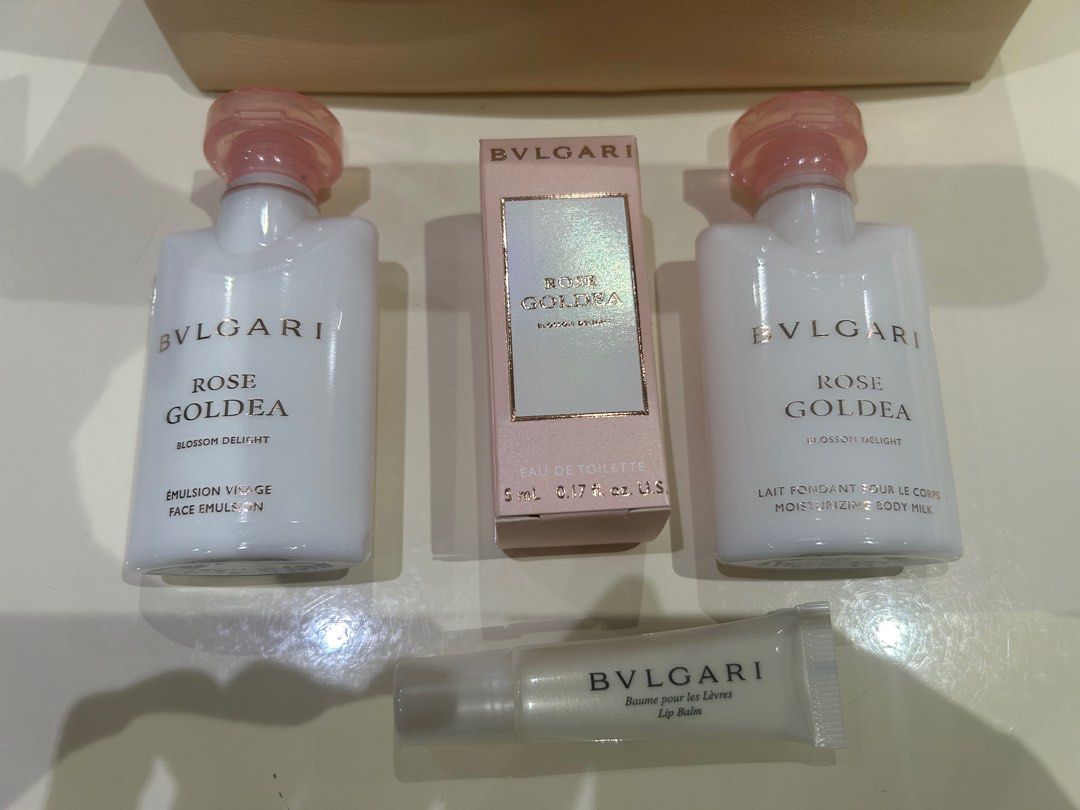 Bvlgari Business Class Pouch by Emirates (Category: Face Care) located in Manila. Submitted by chiccorner (Listing ID 1407759325, Image 3). Description: Includes Pouch Bvlgari Face emulsion Bvlgari Eau de toillete 5ml BvlgariMoisturizing body milk Bvlgari Lip Balm Ear plug Brush Mirror Toothbrush and toothpaste Ponytail.