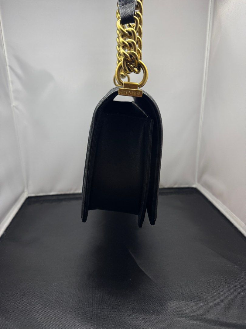Chanel Boy Bag Black (Category: Luxury Bags & Wallets) located in Quezon City. Submitted by edrickcu (Listing ID 1407928739, Image 2). Description: NGA Chanel Le Boye Bag Used Conditon 8/10 With flaw as seen in photo.