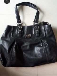 (Category: ) located in . Submitted by shoplane (Listing ID 1407796722, Image 1). Description: .