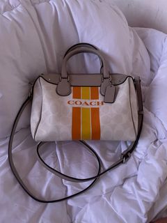 (Category: ) located in . Submitted by camillaaa143 (Listing ID 1407782160, Image 1). Description: .