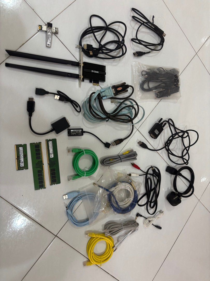Computer RAM, cables, connectors, HDMI , cat5/6 cables wlan antenna etc ...