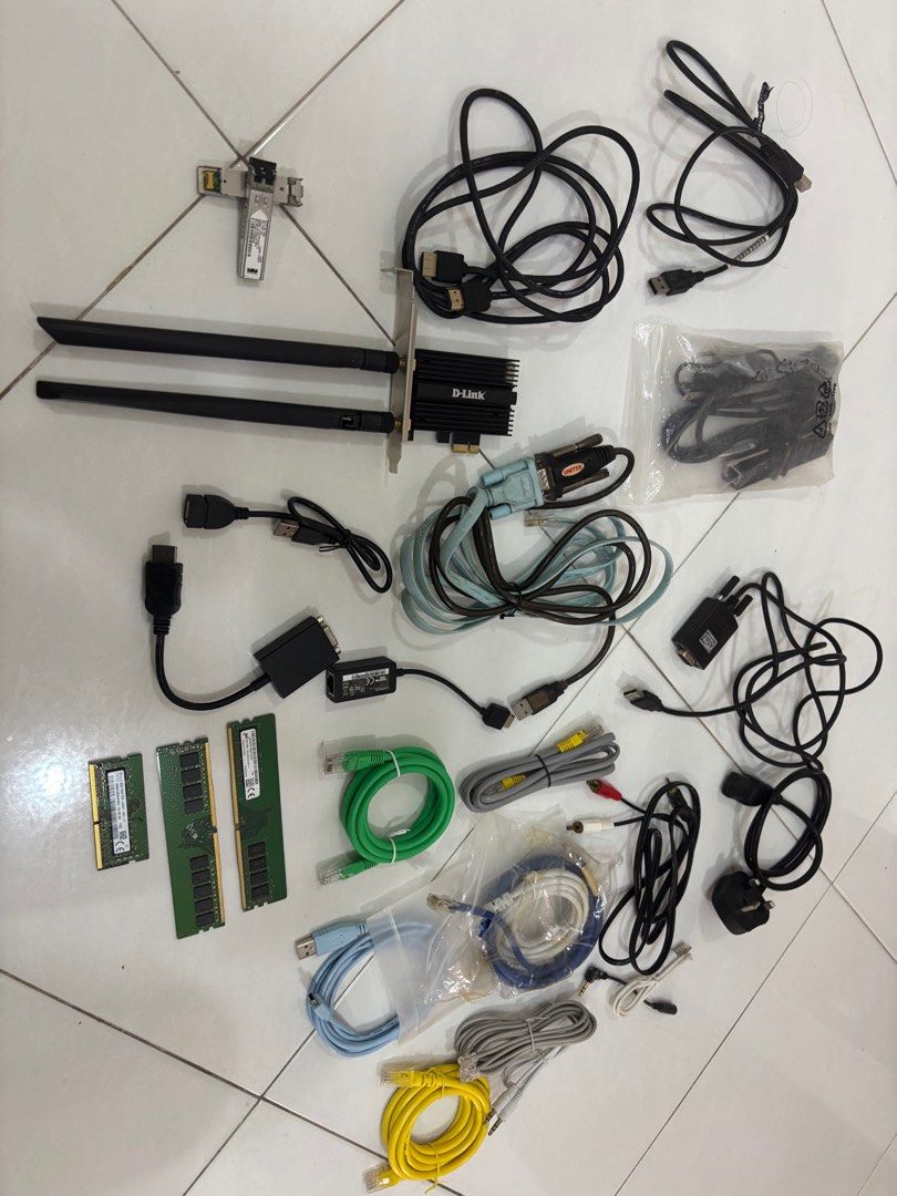 Computer RAM, cables, connectors, HDMI , cat5/6 cables wlan antenna etc ...