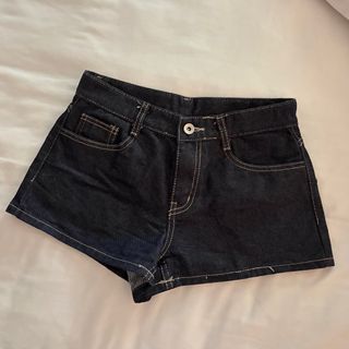 (Category: ) located in . Submitted by dalishop (Listing ID 1407835122, Image 1). Description: .