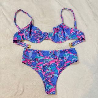 (Category: ) located in . Submitted by colormehappyph (Listing ID 1407862939, Image 1). Description: .