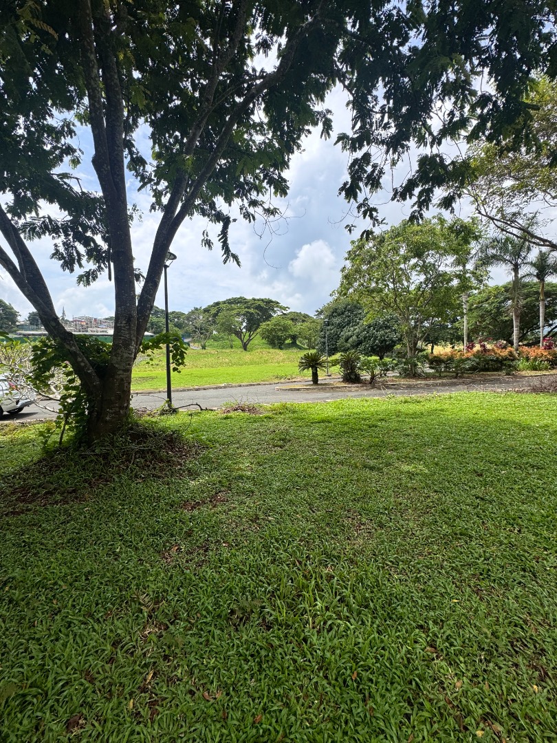 (Category: ) located in . Submitted by sparkrealty910 (Listing ID 1407913397, Image 1). Description: .