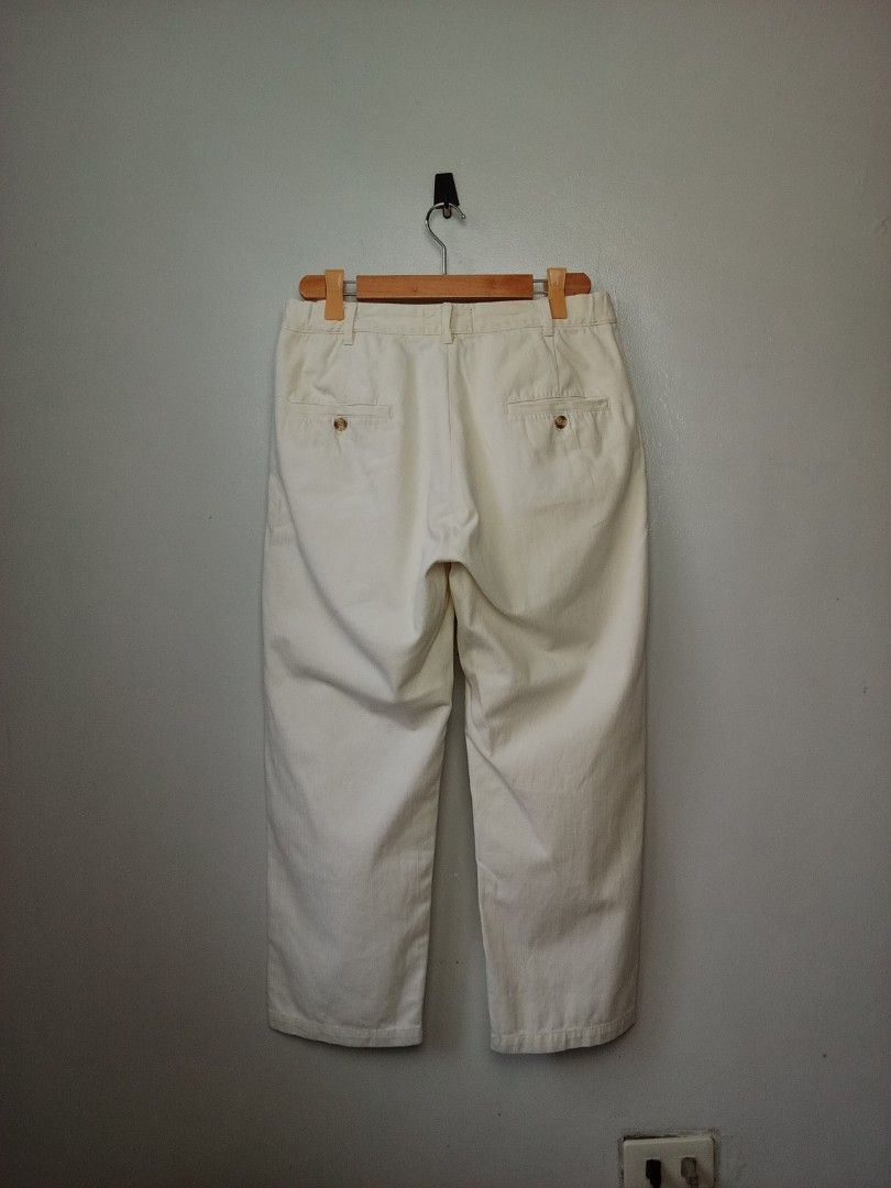Full house Denim & Workshop 2 Pleats Herringbone Pattern Trousers. (Category: Trousers) located in Bacoor. Submitted by jewa333 (Listing ID 1407858361, Image 2). Description: Full house Denim & Workshop Herringbone Pants. Small on tag. Waist 32-33 (Garterized) Length 36" Inseam 25.5" Rise 11 Leg Opening 8.5" Excellent condition Issue: None 🏷️1,300 only..