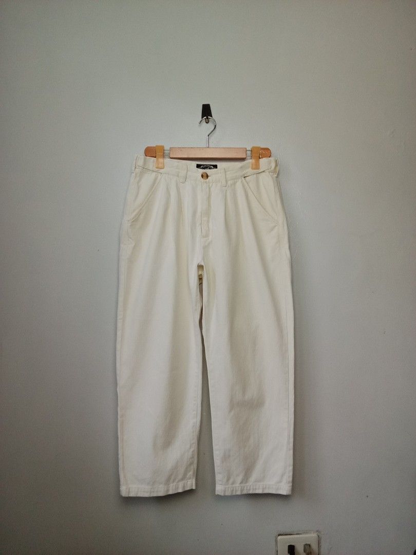 Full house Denim & Workshop 2 Pleats Herringbone Pattern Trousers. (Category: Trousers) located in Bacoor. Submitted by jewa333 (Listing ID 1407858361, Image 1). Description: Full house Denim & Workshop Herringbone Pants. Small on tag. Waist 32-33 (Garterized) Length 36" Inseam 25.5" Rise 11 Leg Opening 8.5" Excellent condition Issue: None 🏷️1,300 only..