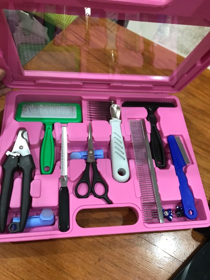 Grooming Kit New with Box from Japan (Category: Health & Grooming) located in Tuguegarao City. Submitted by rox_onlineshop (Listing ID 1407835179, Image 2). Description: Pink grooming kit for your pets Stainless and plastic parts.