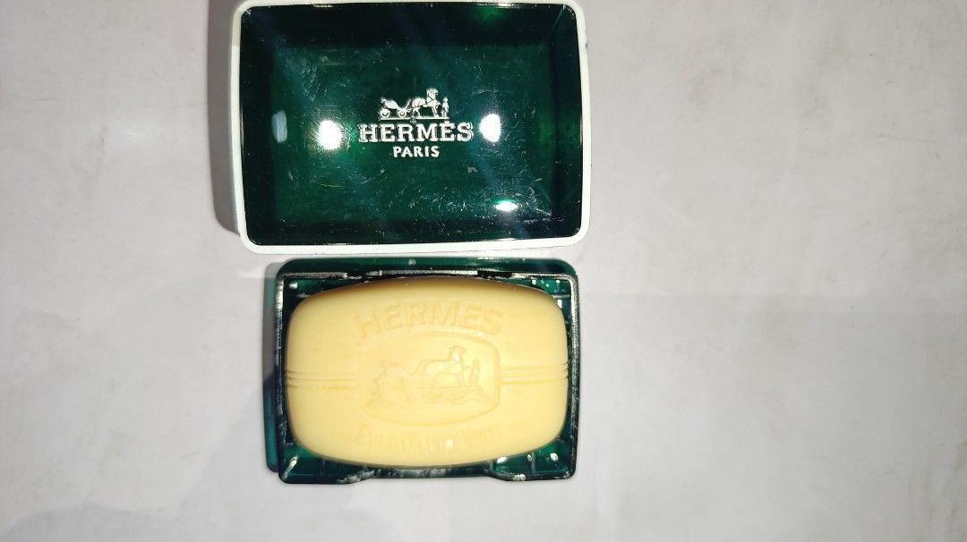 25g Hermes Eau D'Orange Verte Perfumed Soap (Category: Bath) located in Manila. Submitted by erianbacsa54350 (Listing ID 1407880719, Image 1). Description: authentic Hermes soap 25 grams -500 location Tondo Manila mop: Gcash or cash mod: lalamove, flash and lbc .