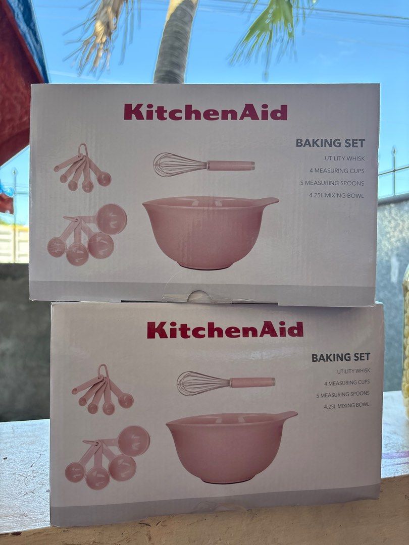 KitchenAid Baking Set (Category: Other Kitchenware & Tableware) located in Tarlac. Submitted by dgdgc (Listing ID 1407794494, Image 1). Description: - KitchenAid Baking Set - Includes: Utility whisk, 4 measuring cups, 5 measuring spoons, 4.25L mixing bowl - Elegant soft pink color - Brand new.