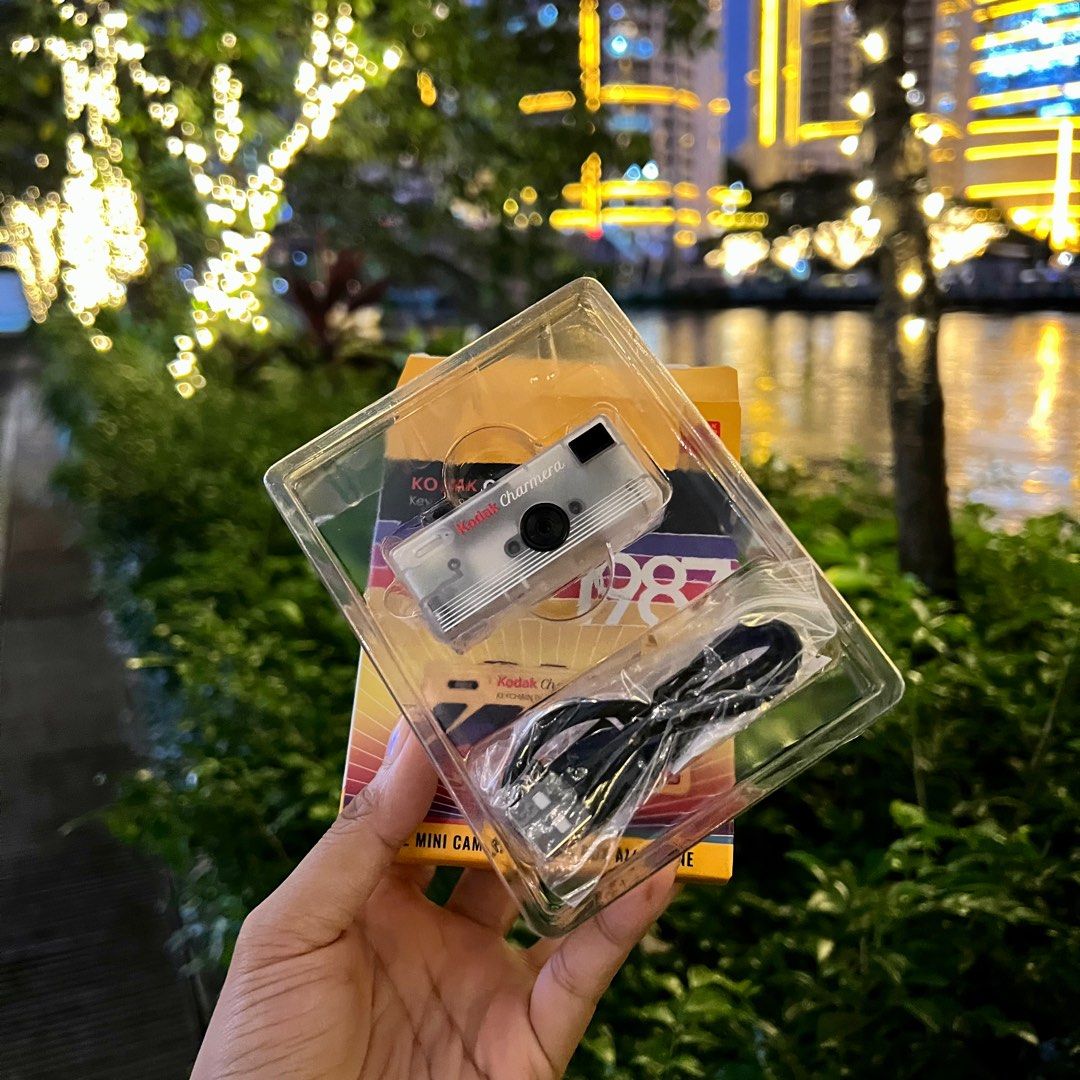Kodak Charmera Secret Variant (Category: Cameras) located in Makati City. Submitted by CameraHubPH (Listing ID 1407904883, Image 3). Description: ✧˚₊ ₊˚✧ KODAK CHARMERA — RARE TRANSPARENT VARIANT (1987 Series) ✧˚₊ ₊˚✧ 📍PH Base ₊‧° Inclusions °‧₊ • Rare Transparent Kodak Charmera Camera (hard to get!) • USB Charging Cable • Original Blind Box Packaging ₊‧° Features °‧₊ • 1080p mini digital camera 📸 • Transparent body — mas sought-after kaysa sa 