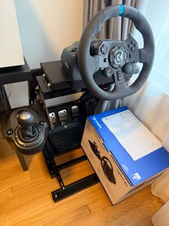 Logitech G923 TRUEFORCE Racing Wheel and Pedals Set, Video Gaming ...