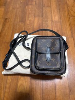 (Category: ) located in . Submitted by goh.chenhan (Listing ID 1407839585, Image 1). Description: .