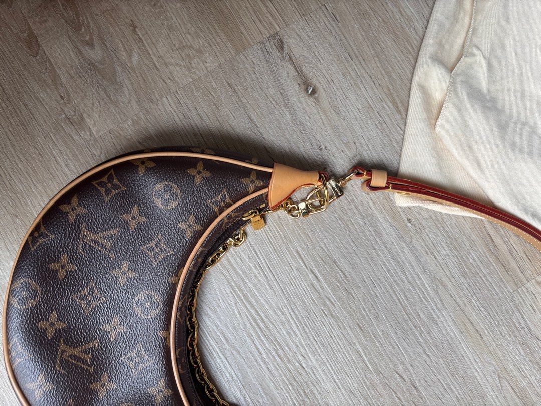 LV Loop (Category: Cross-body Bags) located in Singapore. Submitted by ttjiayi (Listing ID 1407820783, Image 2). Description: Purchased in Warsaw in 2023! Used extremely lightly, typically only sometimes I travel to Europe because the shoulder strap can be converted into a long cross-body strap (life-saver when travelling!!) Love this bag but I don't reach for it much nowadays :( Girl math-ed it when i bought it because you can wear it 3 ways: sh