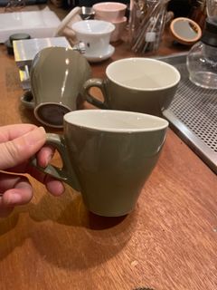 (Category: ) located in . Submitted by lois___loo (Listing ID 1407910746, Image 1). Description: .