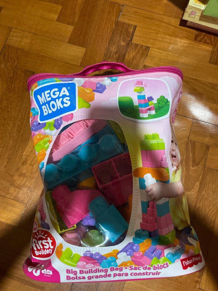 Mega blocks (Category: Lego & Building Sets) located in Singapore. Submitted by gentle_jenniechong (Listing ID 1407866861, Image 1). Description: .