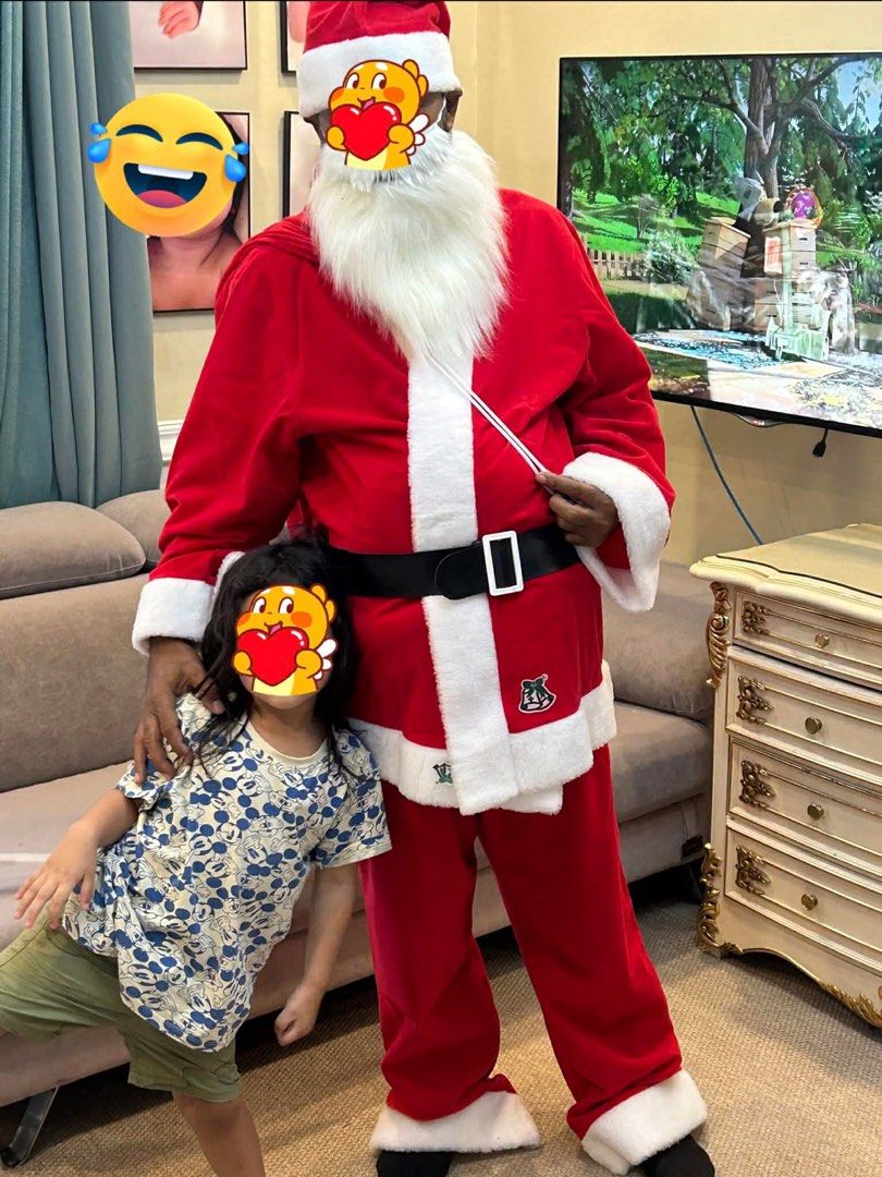 SANTA COSTUME (Category: Sets & Coordinates) located in Cebu City. Submitted by arniev (Listing ID 1407847013, Image 1). Description: MAKAPAL TELA KOREAN BRAND .