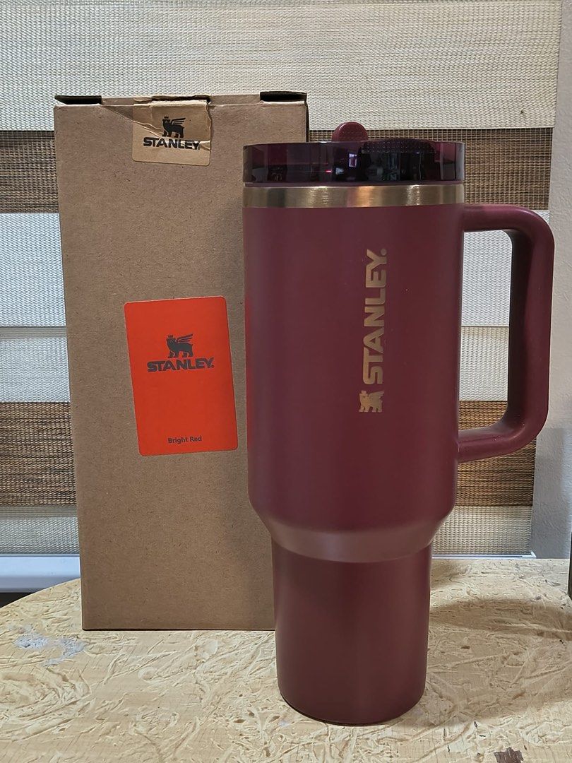 Stanley Quencher H2.0 FlowState Tumbler (Category: Water Bottles & Tumblers) located in Arayat. Submitted by Amandas_Clothings (Listing ID 1407796349, Image 2). Description: >MAROON ( SOLD) 🍒FUSCHIA PINK - AVAIL >Brand new > Ready to ship > 1.4Liters.