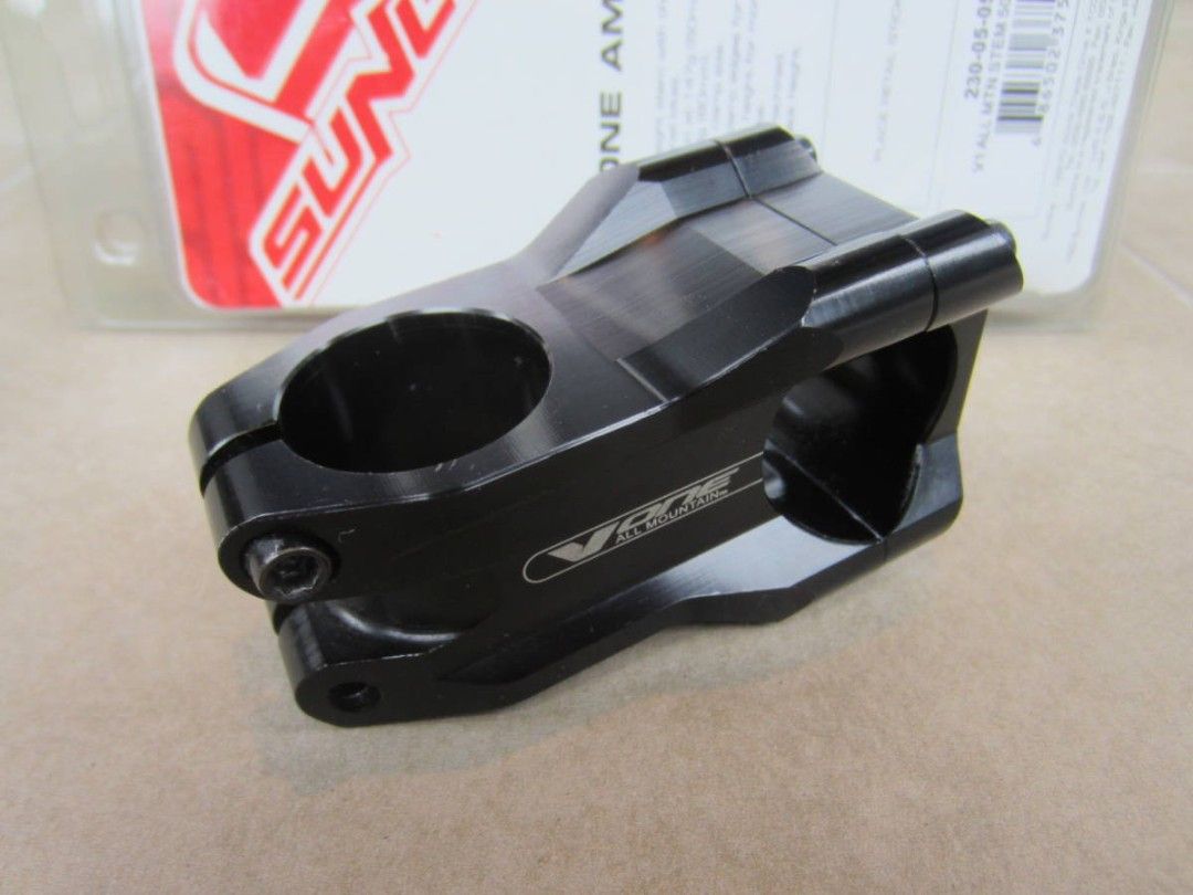 SUNLINE stem 31.8 clamping 50mm reach (Category: Bicycles) located in Quezon City. Submitted by jameshellwig1990 (Listing ID 1407898261, Image 3). Description: SUNLINE stem 31.8 clamping 50mm reach good as new fresh orig SUNLINE..hi end brand 2999.99 cainta pickup lalamove lbc.