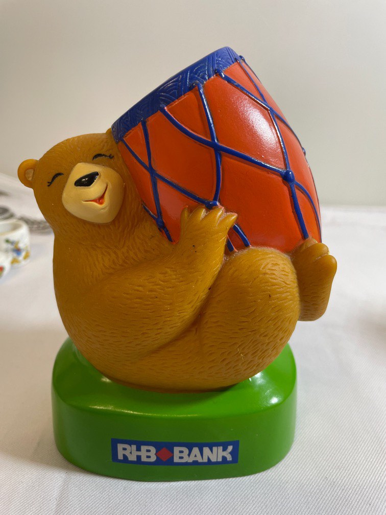 Tabung Rhb Tabung RHB coin bank, Hobbies & Toys, Collectibles & Memorabilia ...