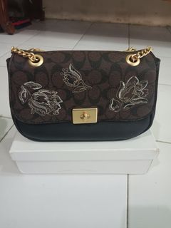 (Kategori: ) berada di . Dikirim oleh kaptenbag (ID iklan 1407793958, Gambar 1). Deskripsi: .