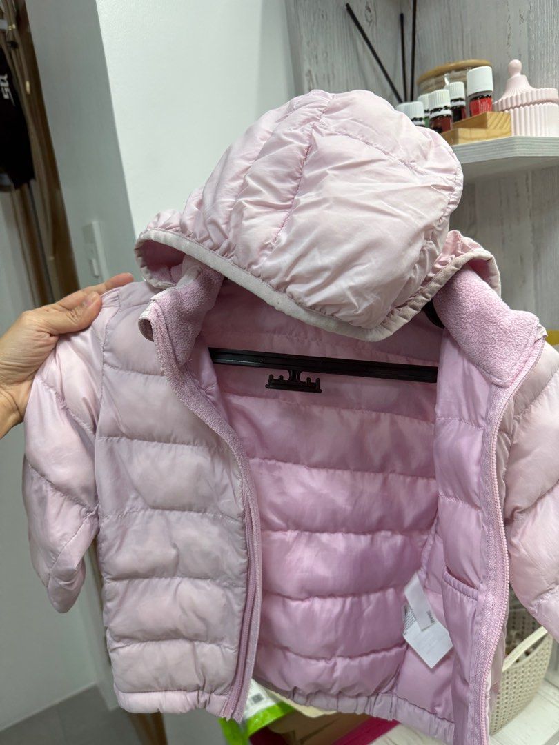 Uniqlo baby downjacket size 80 (Category: Babies & Kids Fashion) located in Cainta. Submitted by cherryolah (Listing ID 1407830254, Image 1). Description: .