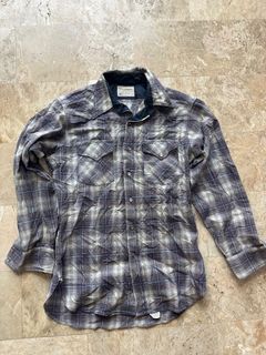 (Category: ) located in . Submitted by cesvwear (Listing ID 1407768581, Image 1). Description: .