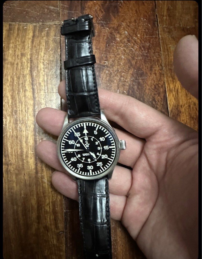 Wempe Fliegeruhr (Category: Men's Watches) located in Paranaque City. Submitted by patrickph31 (Listing ID 1407868278, Image 2). Description: Complete with box and papers.