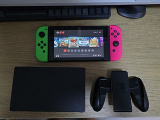 （分類：）位於 。 由 aintknowshit 提交（商品編號 1407991330，圖片 1）。簡介： 。