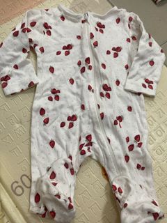 (Category: ) located in . Submitted by letshoppingme (Listing ID 1408012746, Image 1). Description: .