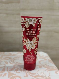（分類：）位於 。 由 sidrah0208 提交（商品編號 1407949484，圖片 1）。簡介： 。
