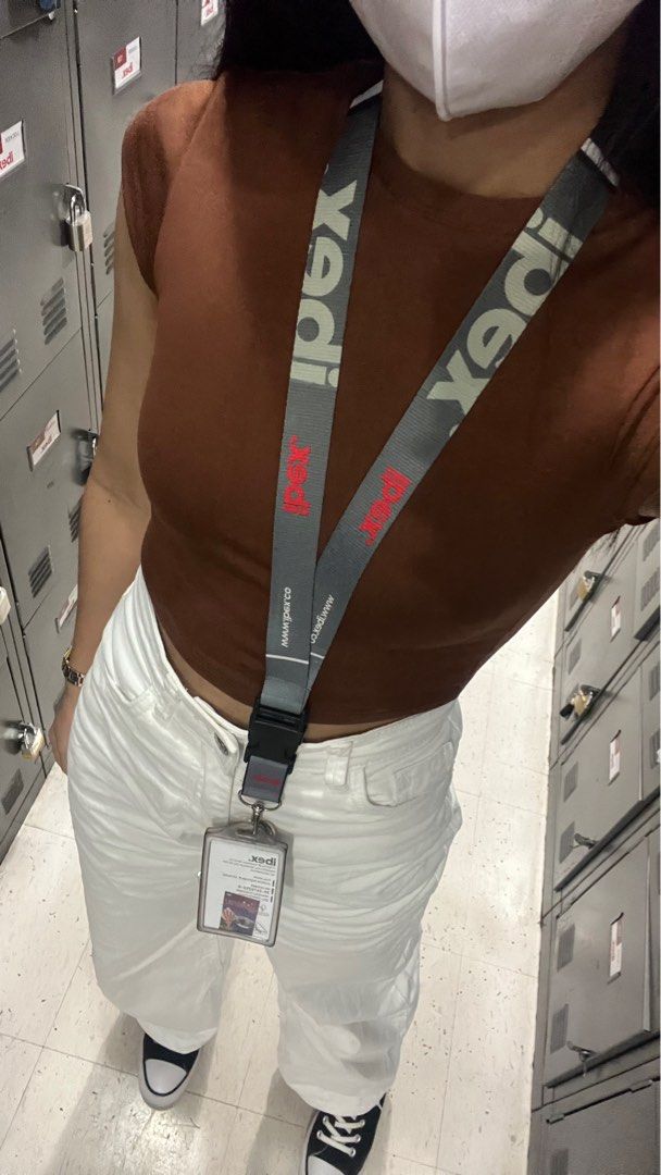 Branded Wide Leg Jeans (Pure White) (Category: Jeans) located in Paranaque City. Submitted by jmarineea (Listing ID 1408050728, Image 3). Description: W 22-23 | H 34 | R 11 | L 39 (altered) — twice used only then natambak na — super nice quality & fit 🤍 — my absolute fave jeans 🥹 but need na i-let go coz i'm gaining weight na 😭💔 ww pics reference: waist 23, height 5'2" check my other listings for more colors (cream color, choco brown, solid b