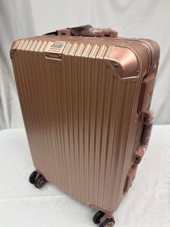 (Category: ) located in . Submitted by luggageoutletsg (Listing ID 1408006176, Image 1). Description: .