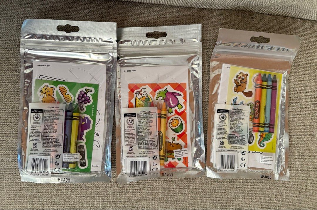 Crayola Pop-Out Pack - Assorted Designs (Category: Craft Supplies & Tools) located in Makati City. Submitted by larcie (Listing ID 1407996593, Image 2). Description: Pop out pack Great for travel activities for kids 70 each.