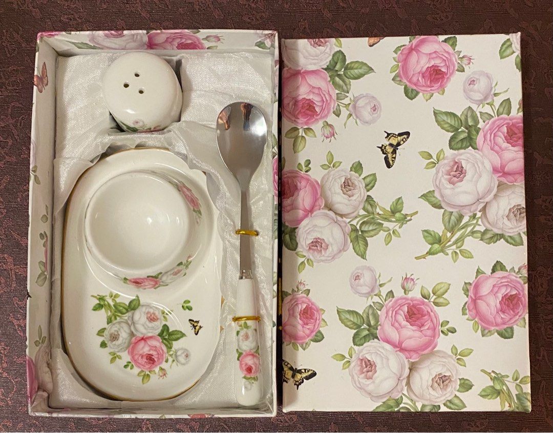Egg Cup / Egg holder with Spoon and Spice Jar (Category: Other Kitchenware & Tableware) located in Quezon City. Submitted by saonlineimportedpasabuy (Listing ID 1408052040, Image 1). Description: Maaari din pong bumisita sa aming $hopee and F B.