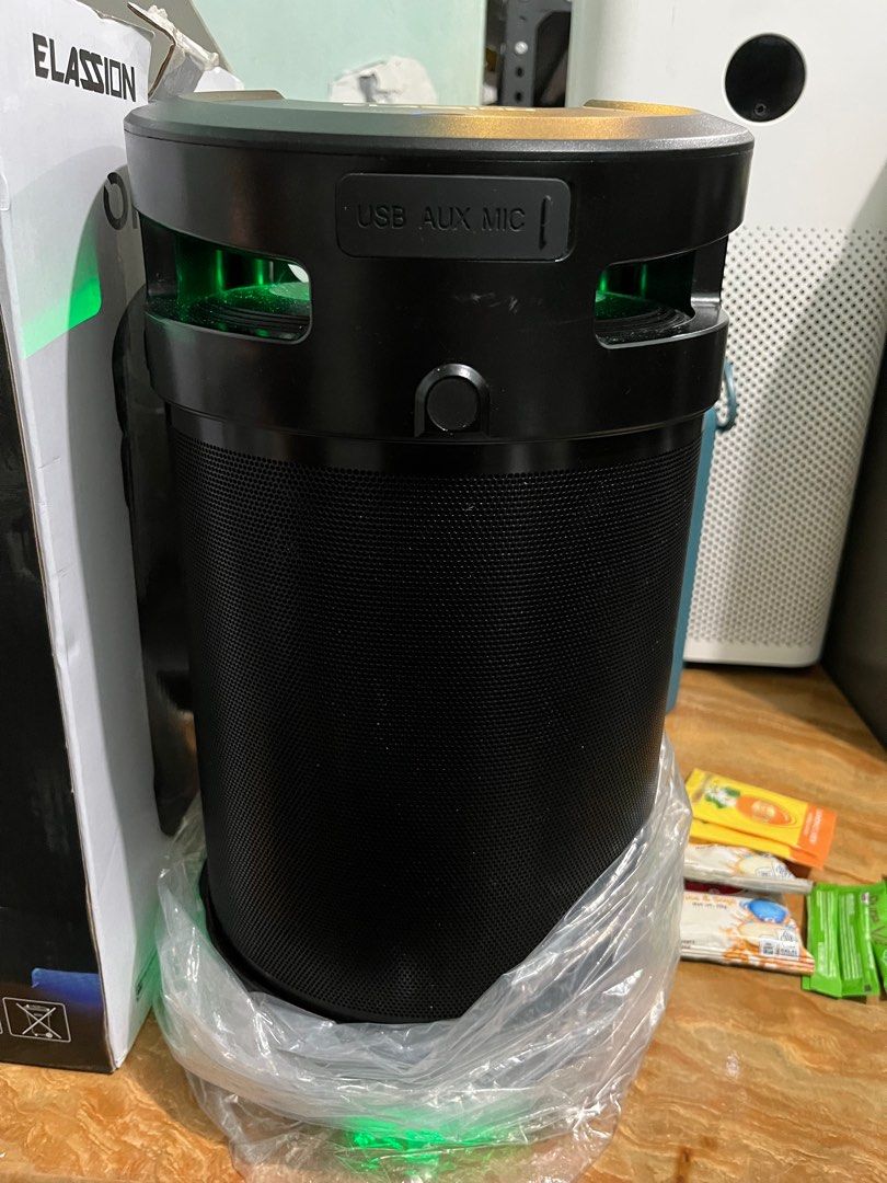 Elassion Orbit 360 Bluetooth Speaker (Category: Soundbars, Speakers & Amplifiers) located in Caloocan City. Submitted by zheligin0932803 (Listing ID 1407956730, Image 3). Description: Brand New Elassion Bluetooth speaker 4.1CH Portable Bluetooth Waterproof Speaker, delivers monstrous sound with the hardest hitting bass. • True 4.1CH sound • Multicolor LED light • IPX5 Splashproof • Bluetooth 5.0 version.