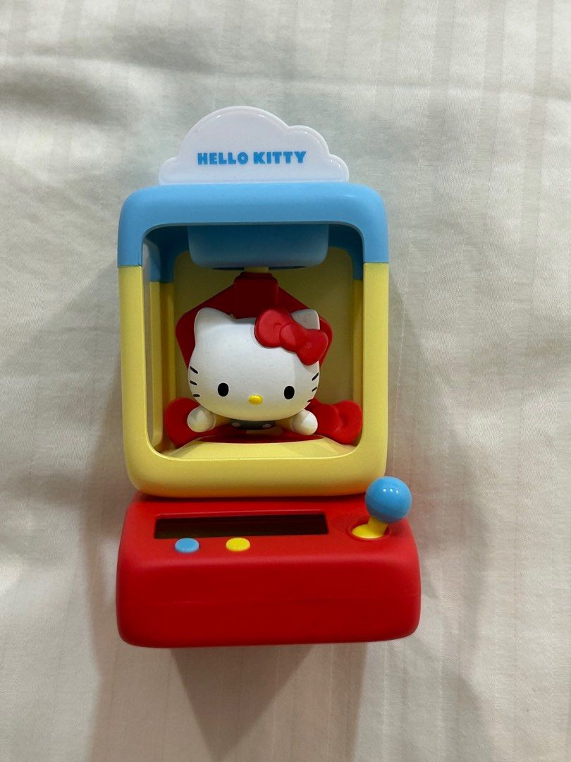 Hello Kitty Wobble Doll Machine Series Light Movable Fun figure ...