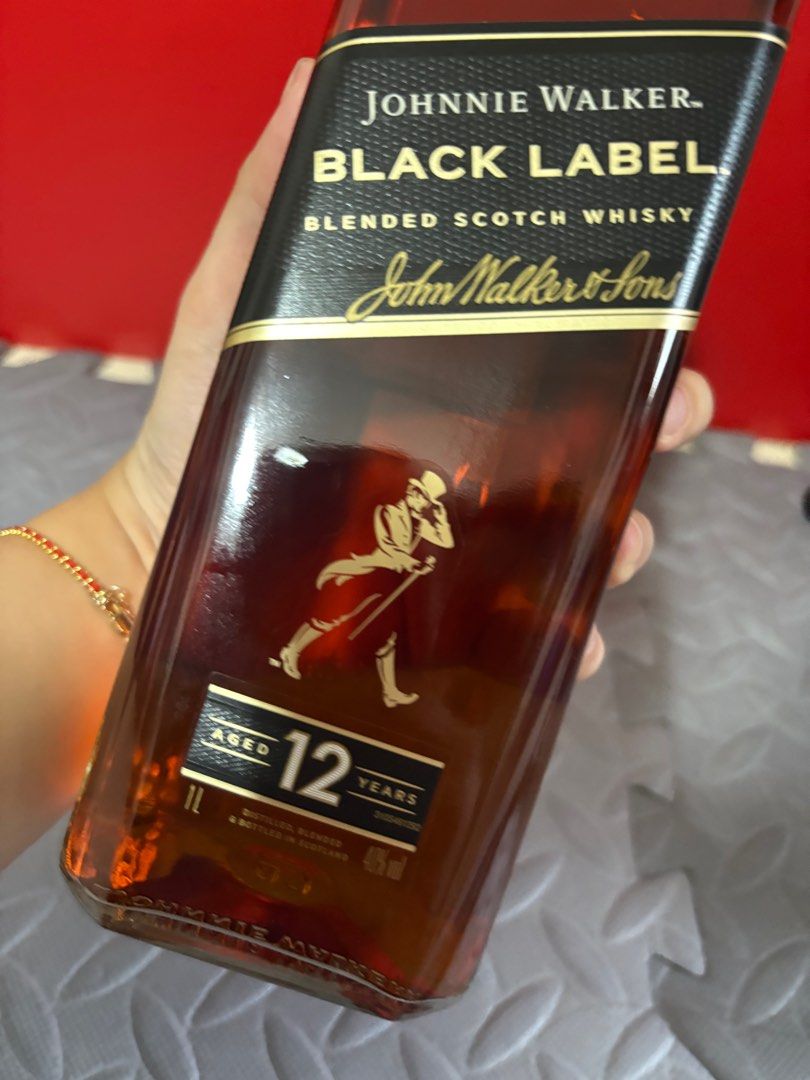 Johnnie Walker Black Label 1 Liter (Category: Beverages) located in Manila. Submitted by ejpangs (Listing ID 1408057695, Image 3). Description: Selling lower than SRP!!.