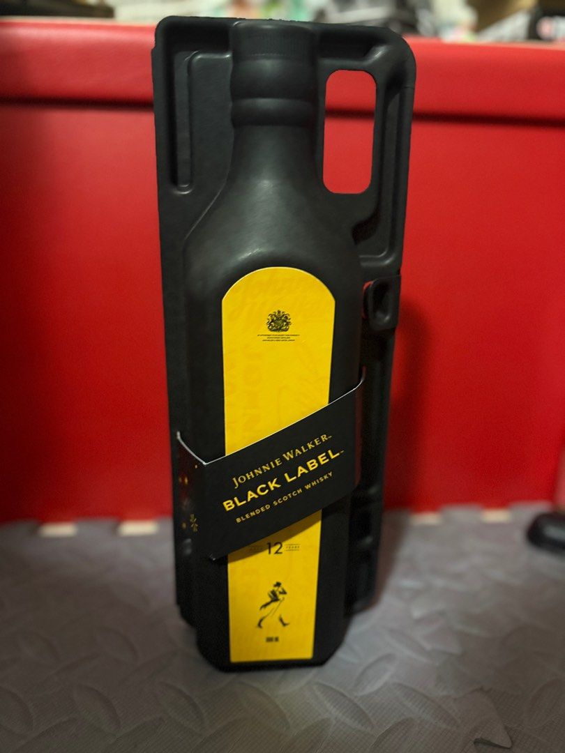 Johnnie Walker Black Laber 1 Liter with Pulp Case (Category: Beverages) located in Manila. Submitted by ejpangs (Listing ID 1408058076, Image 1). Description: Selling lower than SRP.