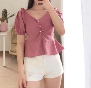 (Kategori: ) berada di . Dikirim oleh prettystuff__ (ID iklan 1408094667, Gambar 1). Deskripsi: .